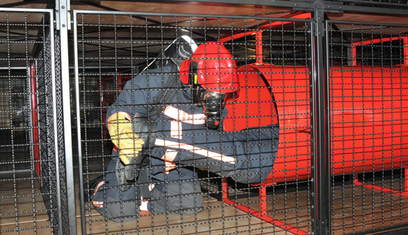 Maze Cage